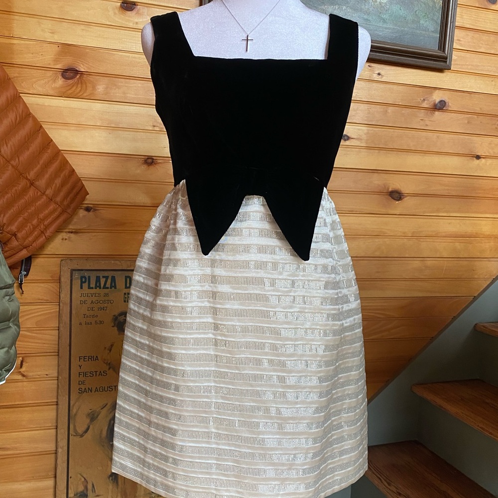 Vintage elegant party, NYE, holiday 60s mini dress, velvet, satin, silver size 0 - Picture 3 of 6